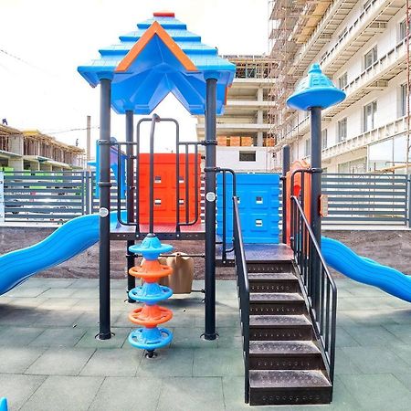 Apartament Andrei In Nord10 - Pool N Playground ママイア エクステリア 写真
